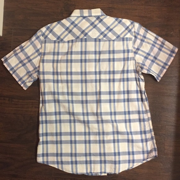 $10 item sale! Plaid pearl snap short sleeve shirt - Picture 4 of 7